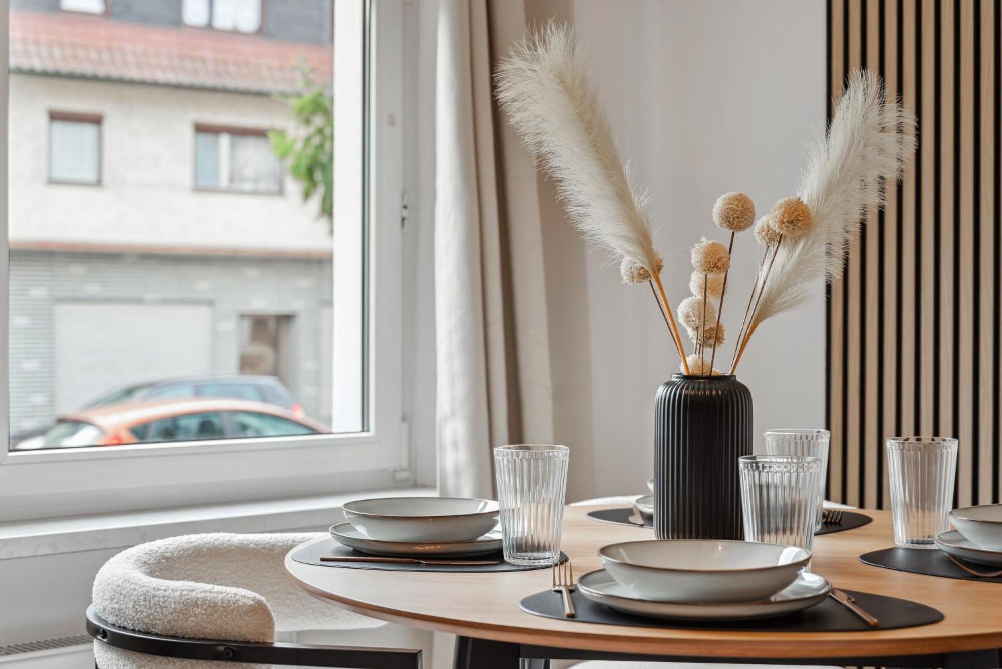 Malu Rooms - Ruhige Lage, Erdgeschoss, Smarttv, Netflix, 24H Checkin, Ludwigsburg Dış mekan fotoğraf